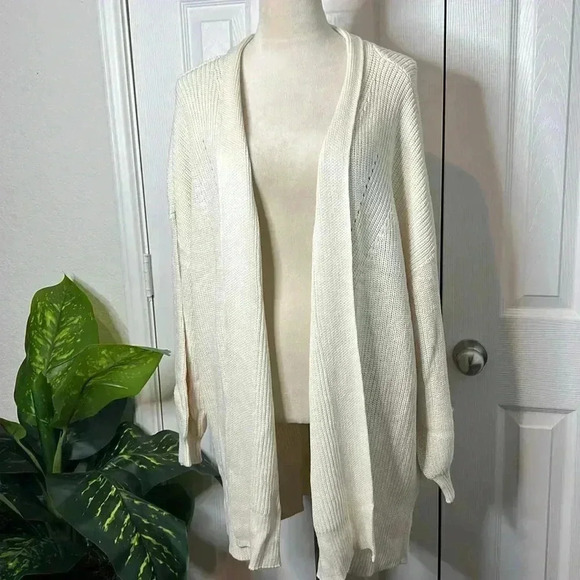 Universal Thread Women’s Open-front Cozy Knit Cardigan Color Cream Size 2X - Picture 5 of 12